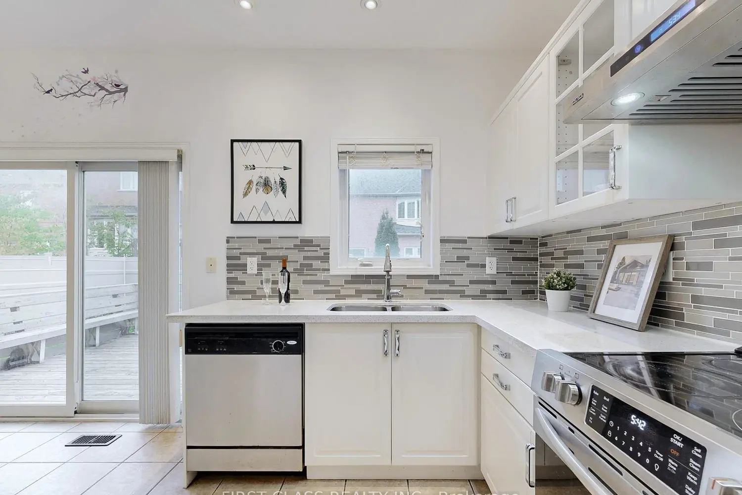 79 Carnoustie Crescent photo 4
