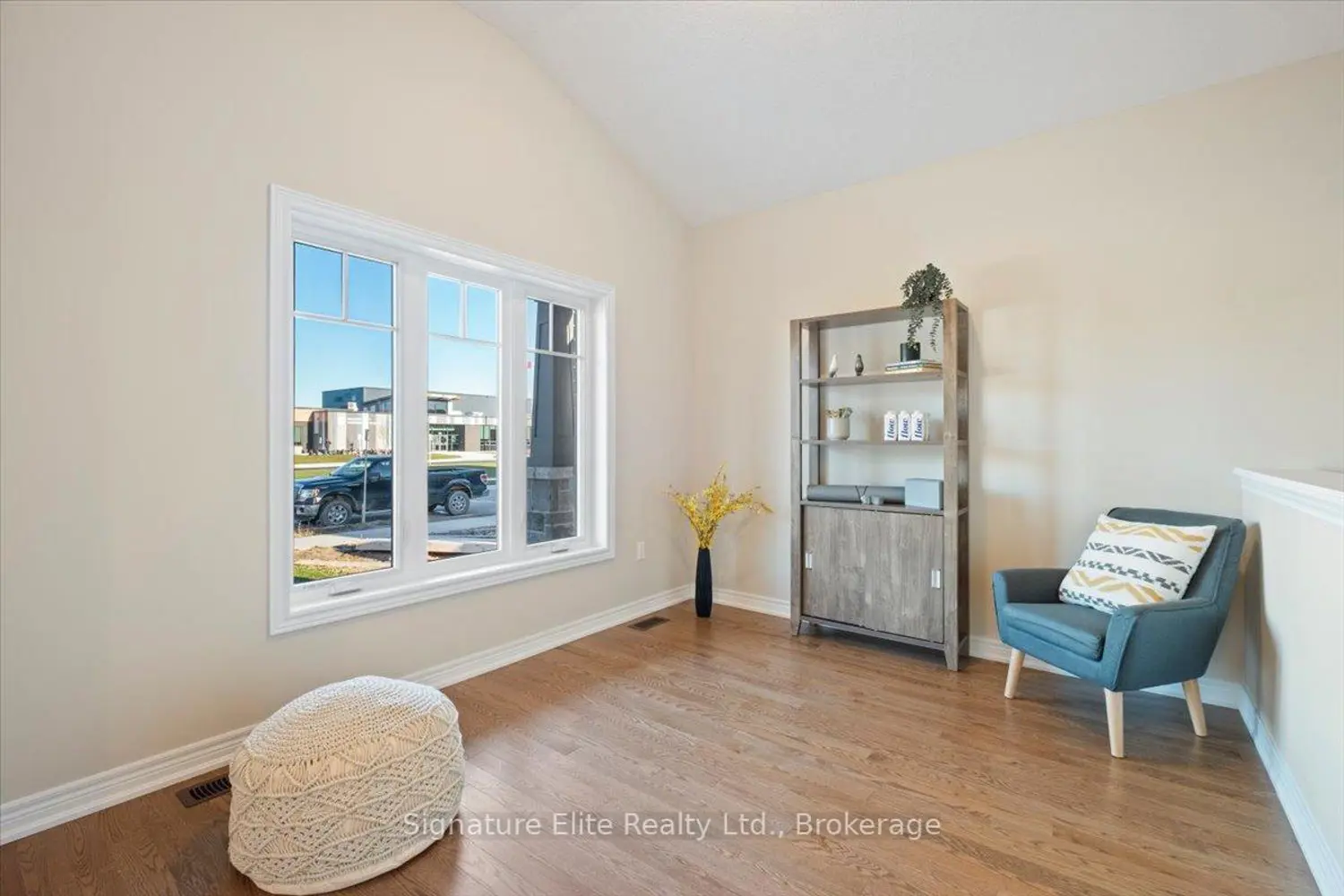 137 Devonleigh Gate photo 3