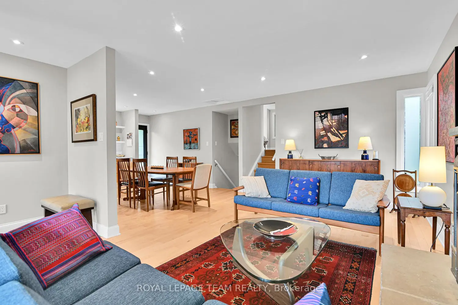 2186 Valley Drive photo 4