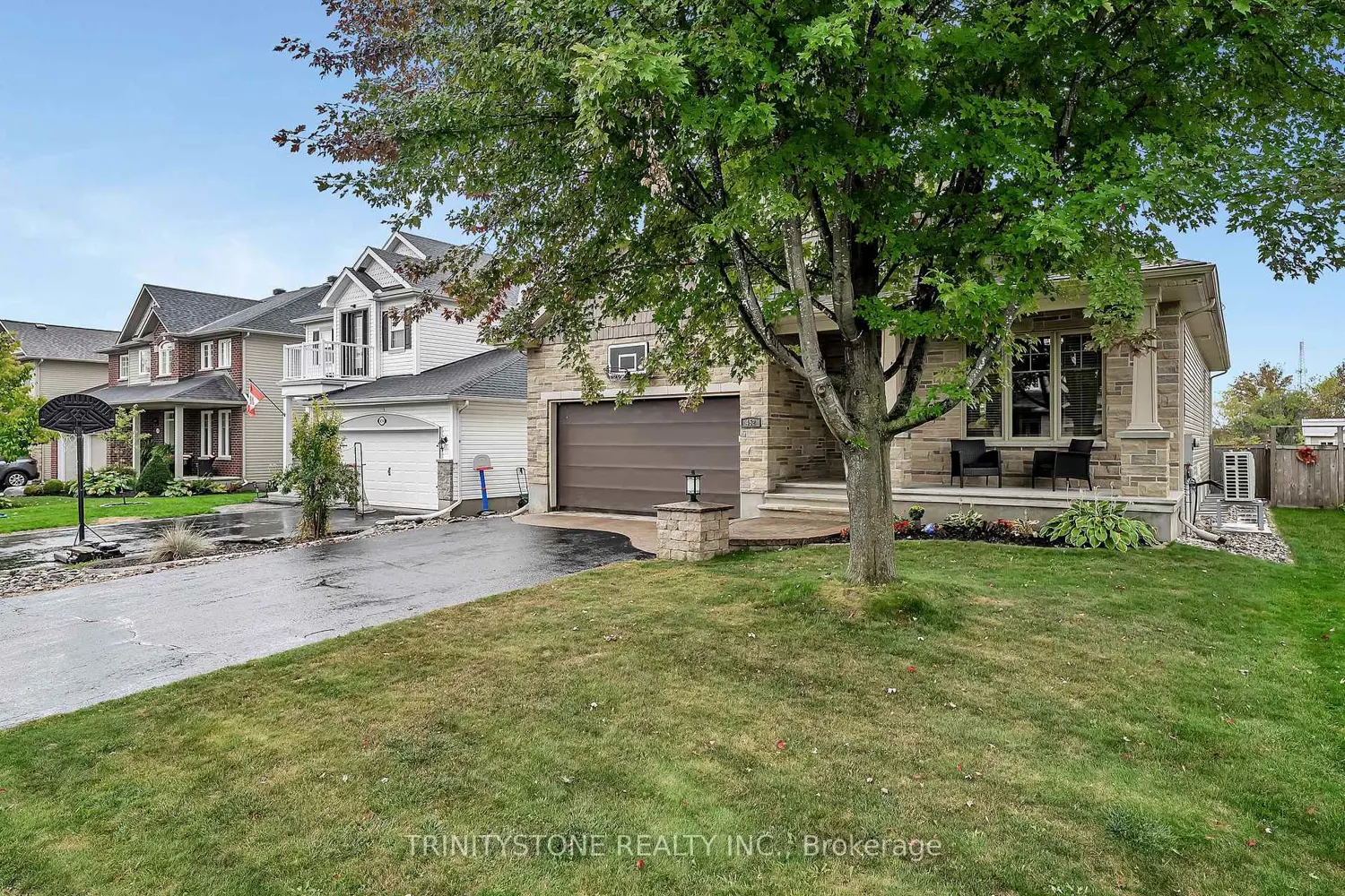 452 Landswood Way