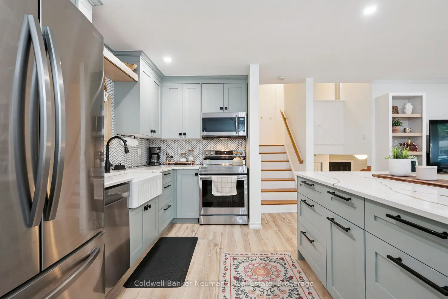 62 Glenburnie Drive photo 4