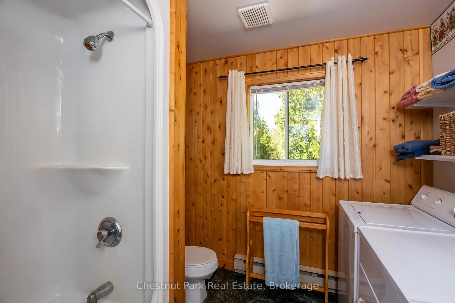 11 Eagle Road photo 4