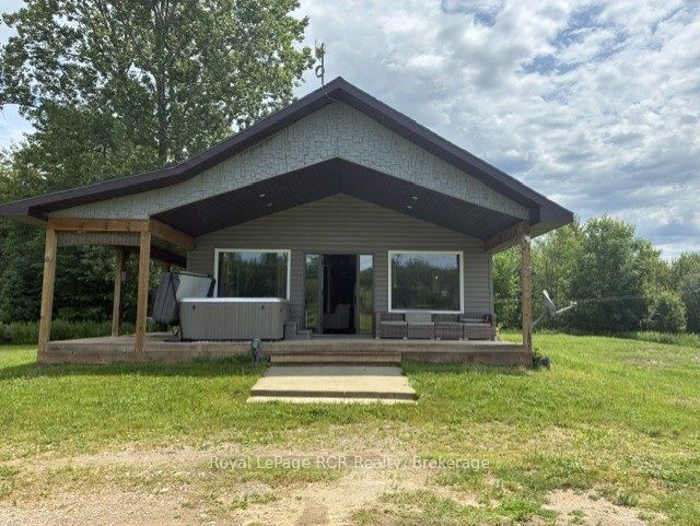 382162 Concession 17 Road E, Georgian Bluffs, ON, N0H 2T0