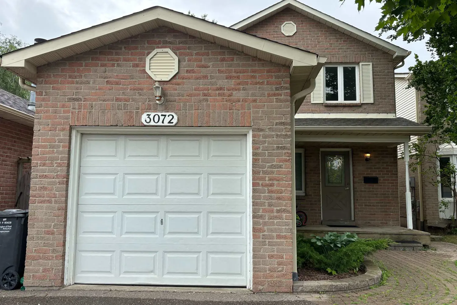 3072 Patrick Crescent photo 3