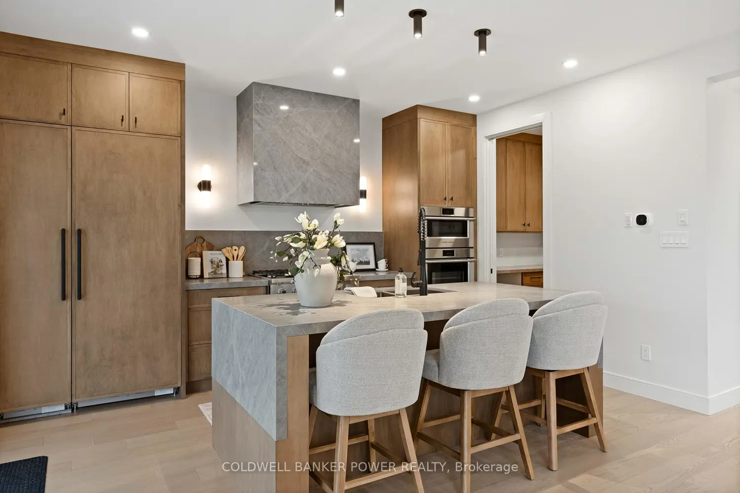 6 Fern Drive photo 4