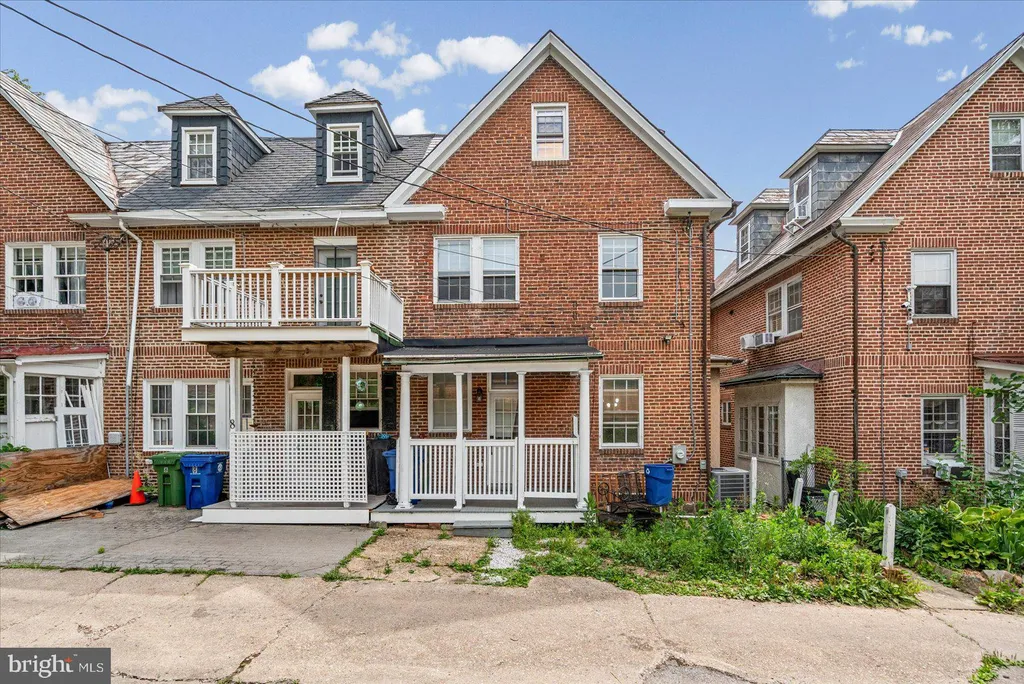 7 York Court, Baltimore, MD 21218
