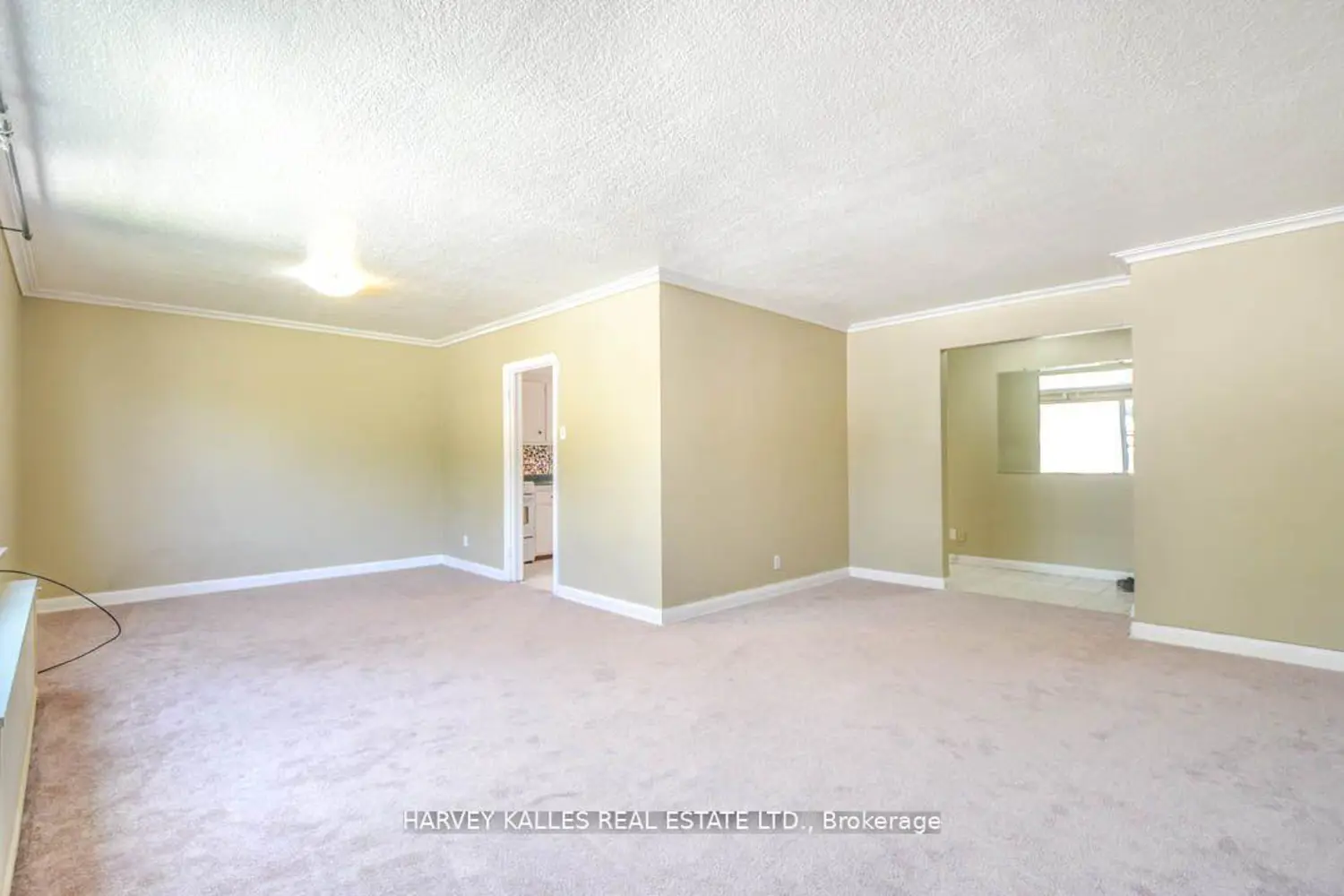 90 Trethewey Drive photo 2