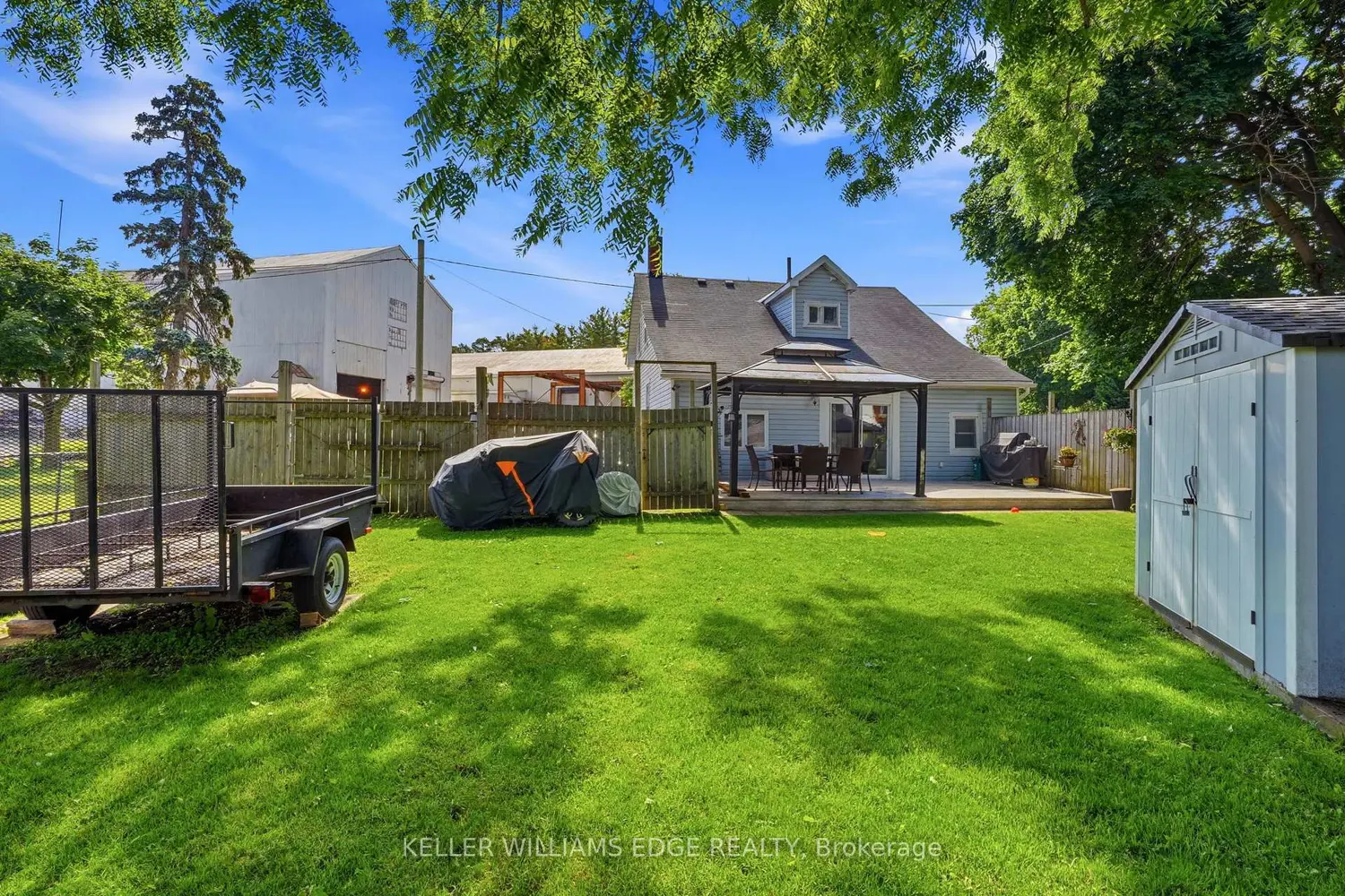 788 Laurel Street photo 4
