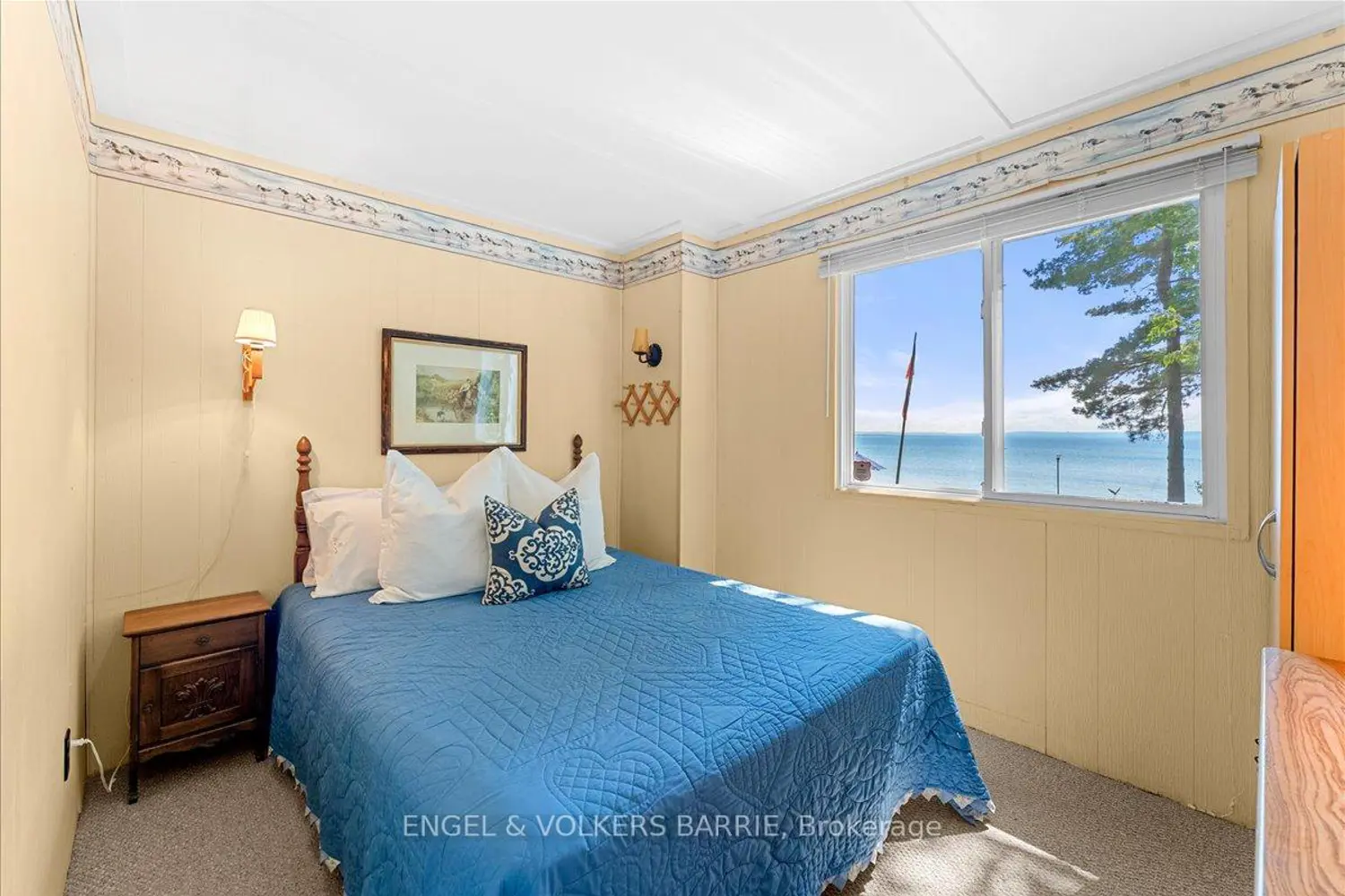 1784 Tiny Beaches Road photo 5