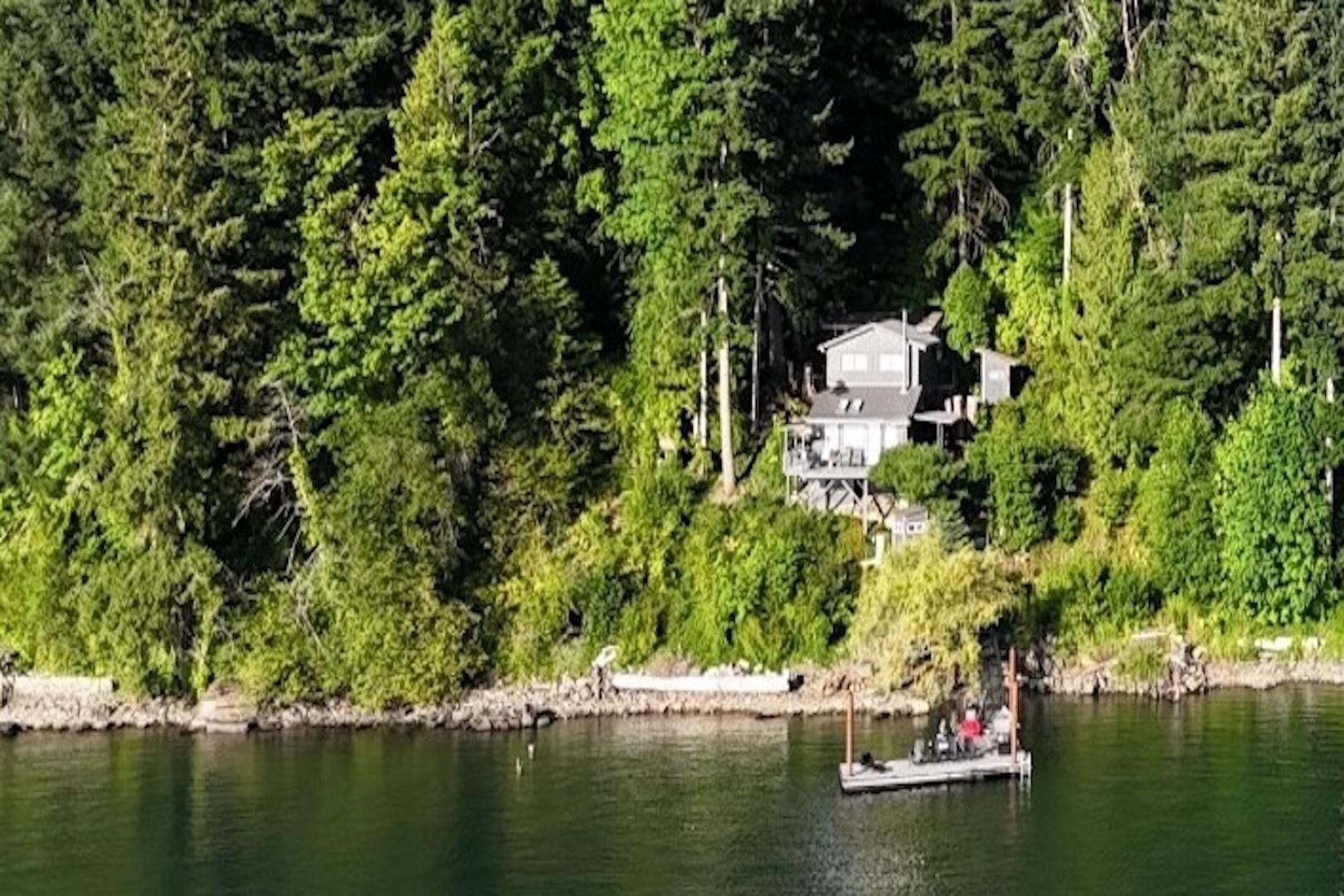 BLK C-DL 355 Cascade Bay, Harrison Hot Springs, BC, V0M 1K0