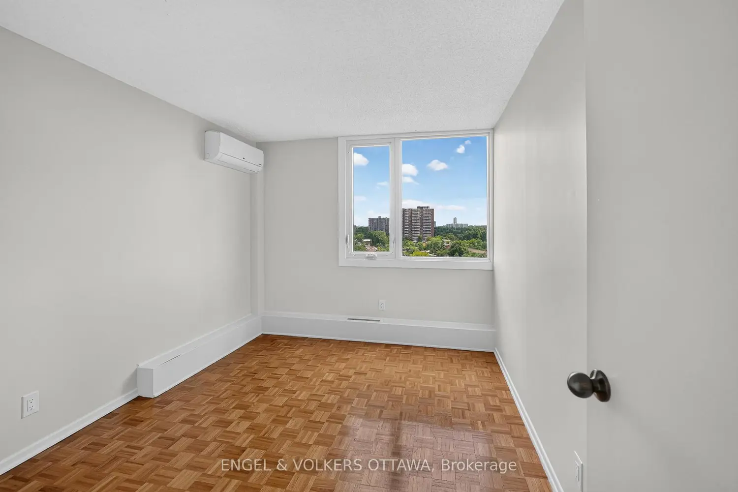 2625 Regina Street 1102 photo 5