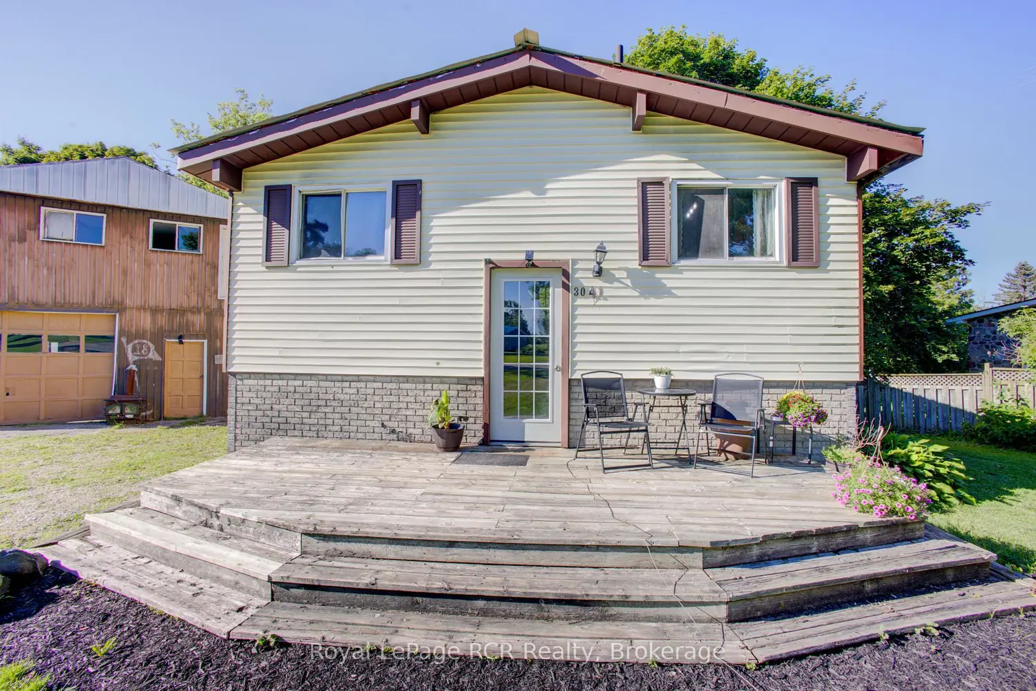 3041 Alice Street photo 2