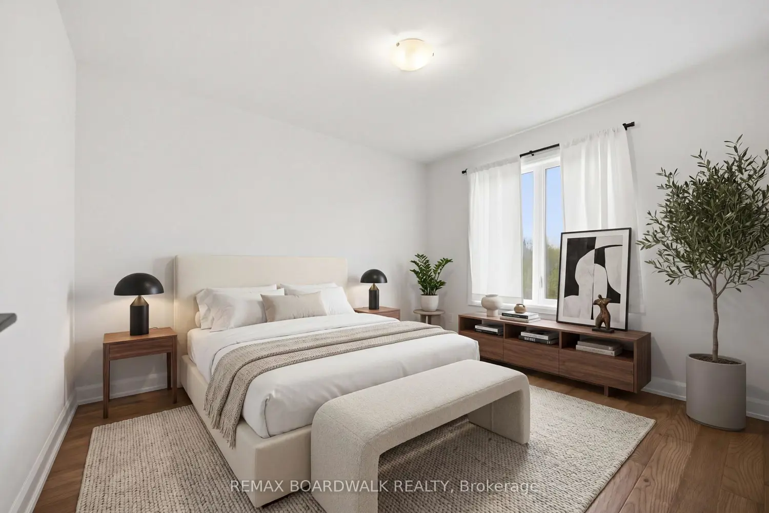 447 Churchill Road photo 3