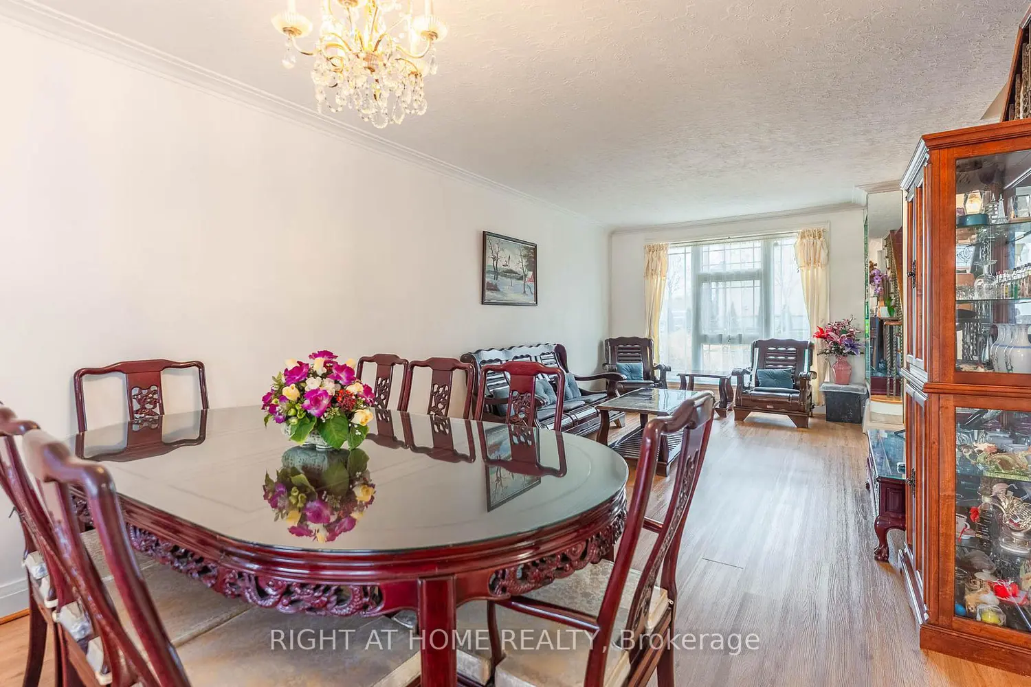82 Tower Drive photo 4