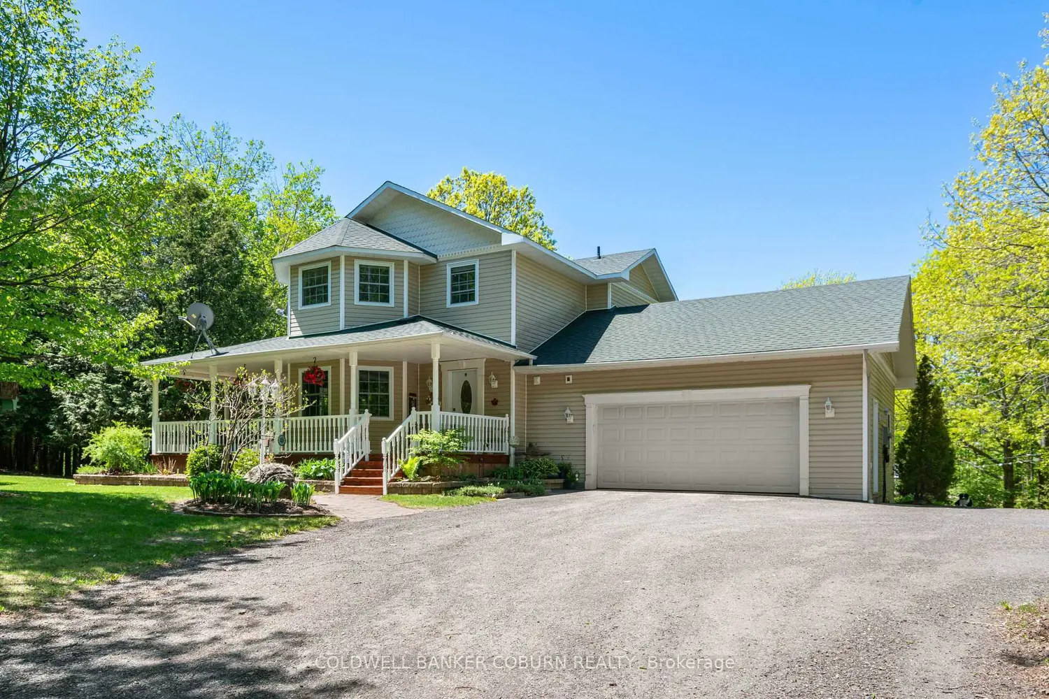 397 Burchill Road photo 2