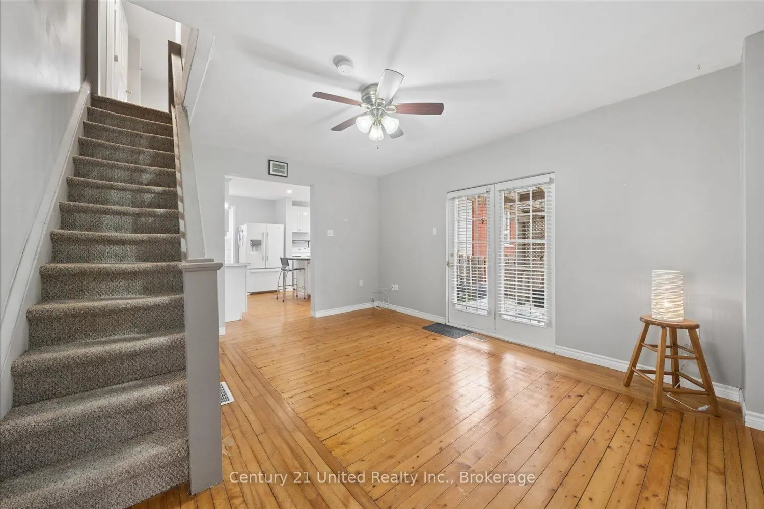 270 Rogers Street photo 4