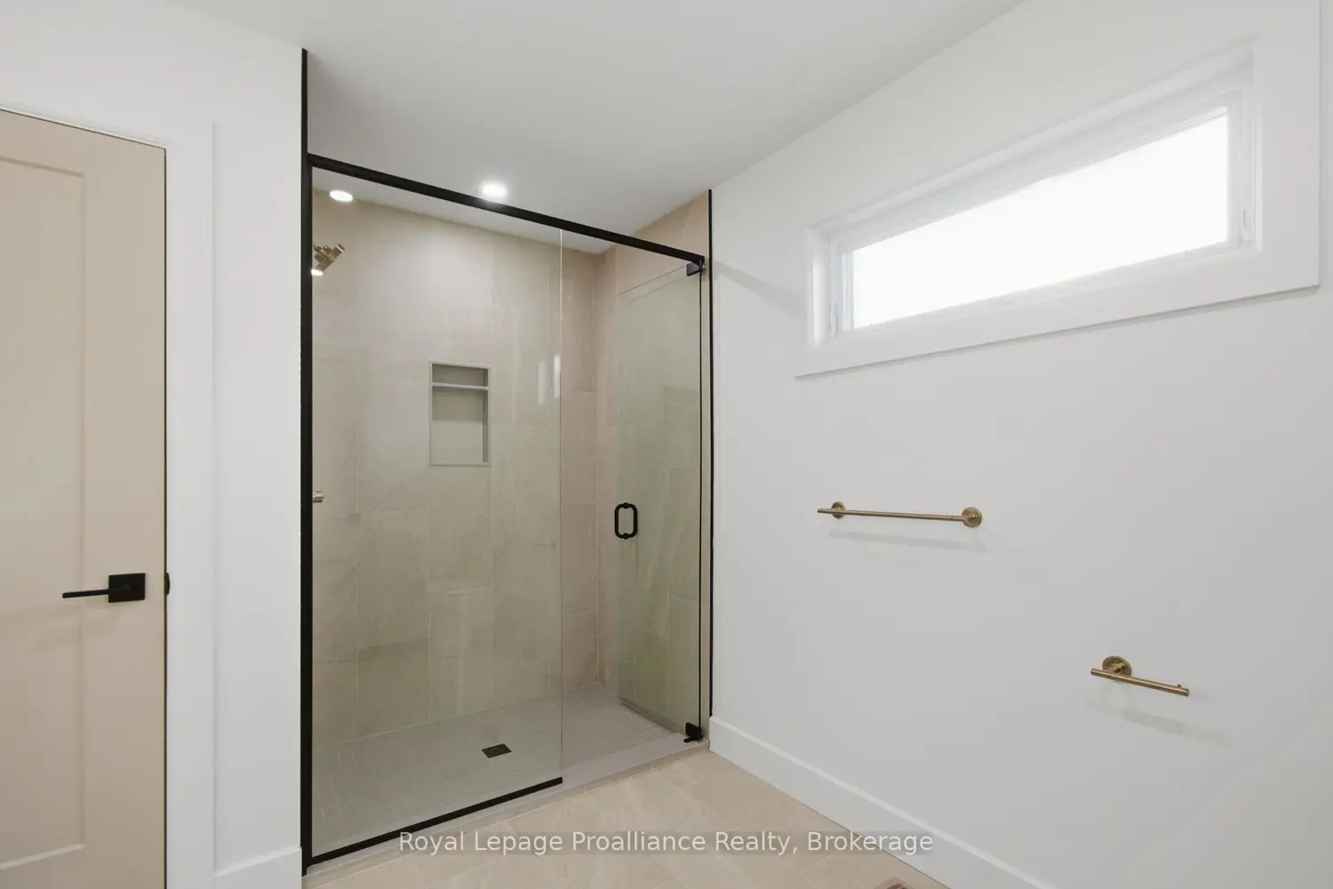 39 Fraser Drive photo 5