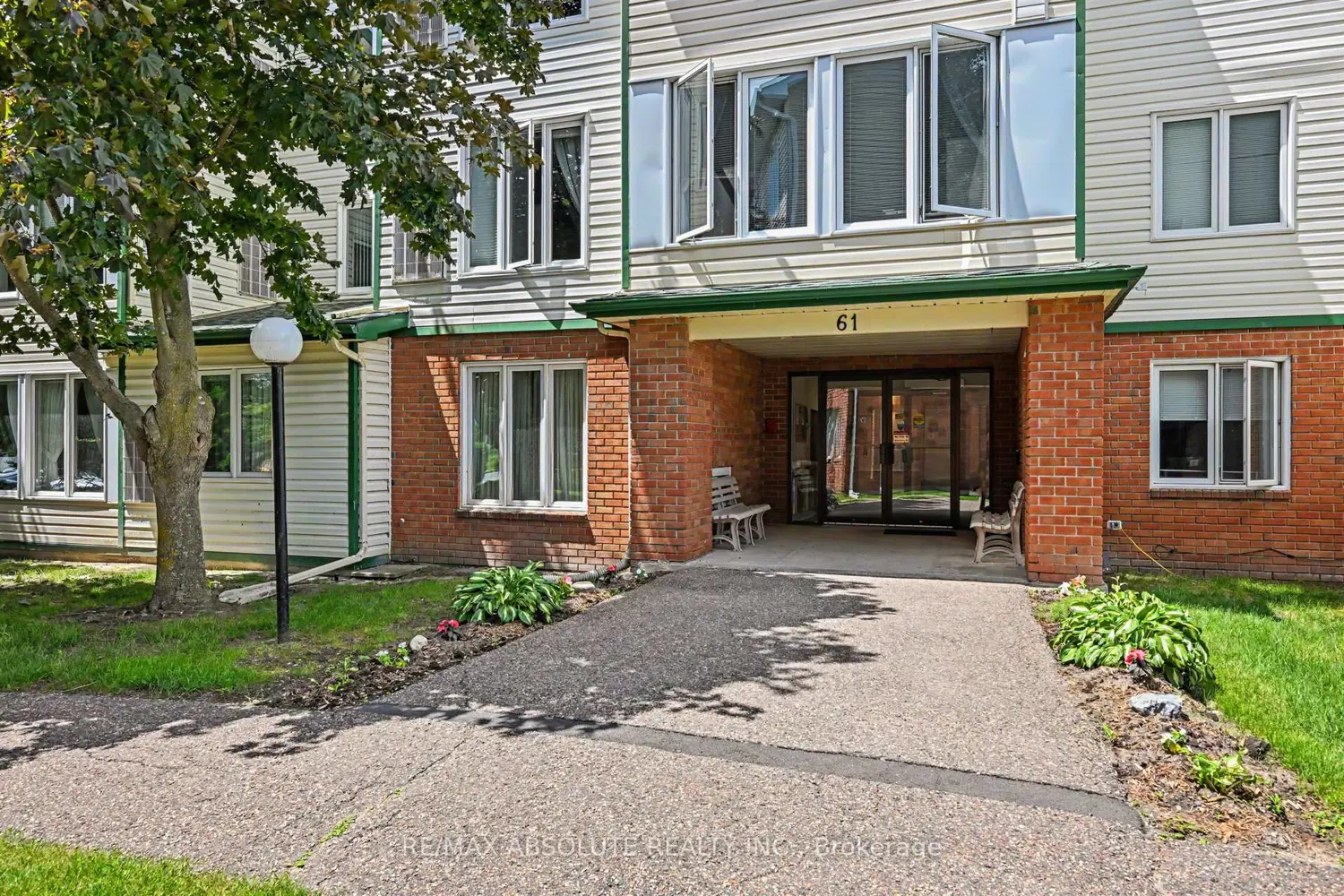 61 Jack Crescent 303 photo 2