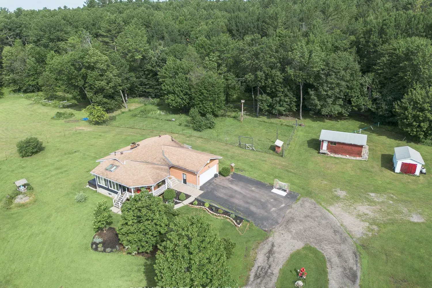 4819 Round Lake Road photo 4