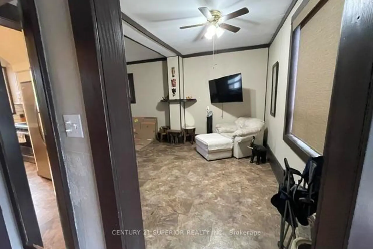 121 Dease Street photo 3