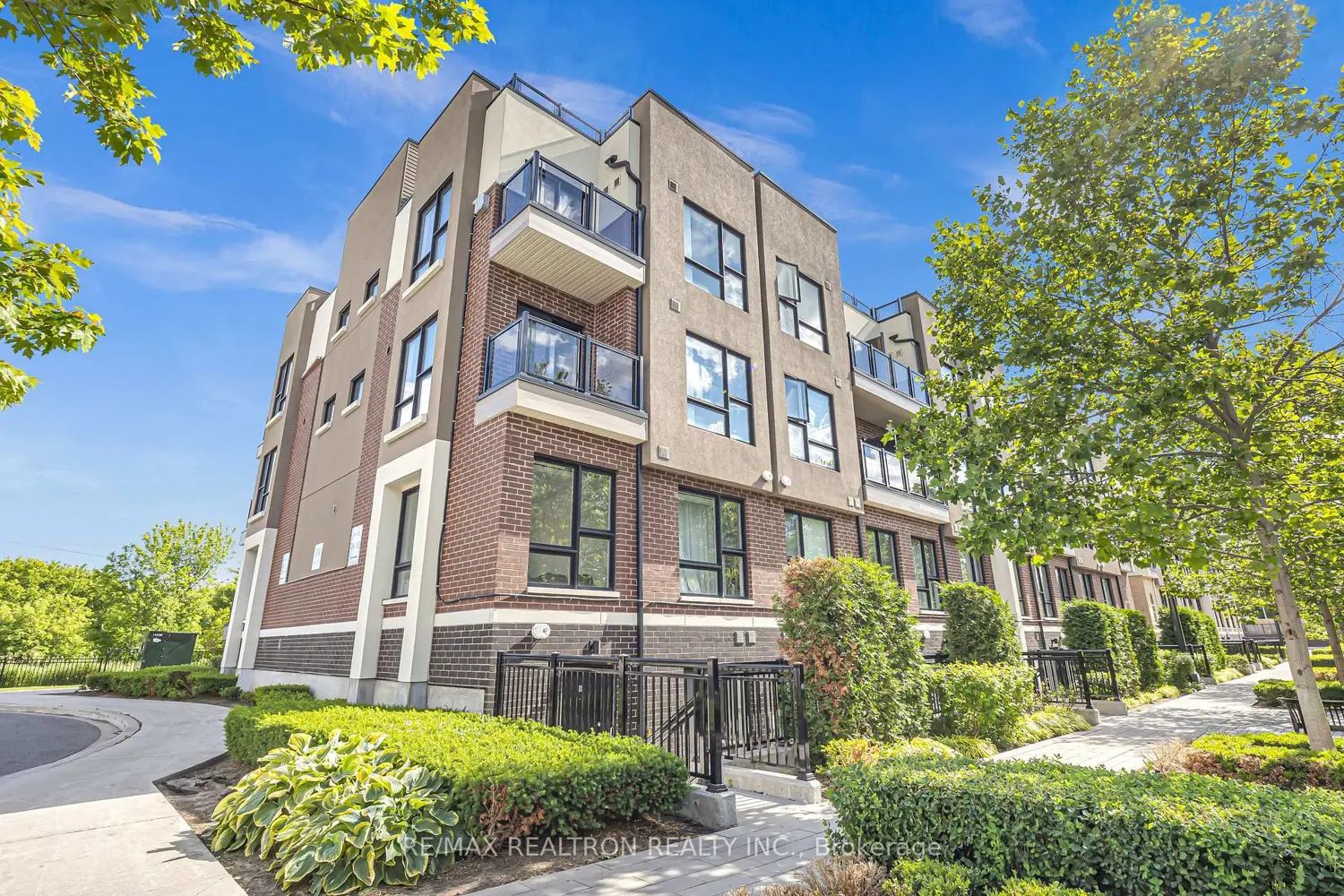 510 Kingbird Grove 328