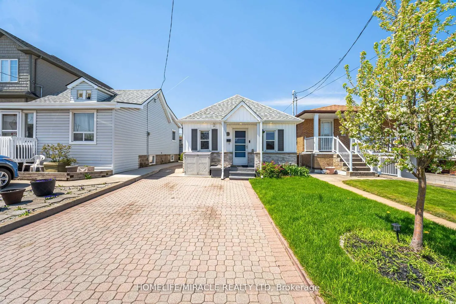 71 Beland Avenue photo 2