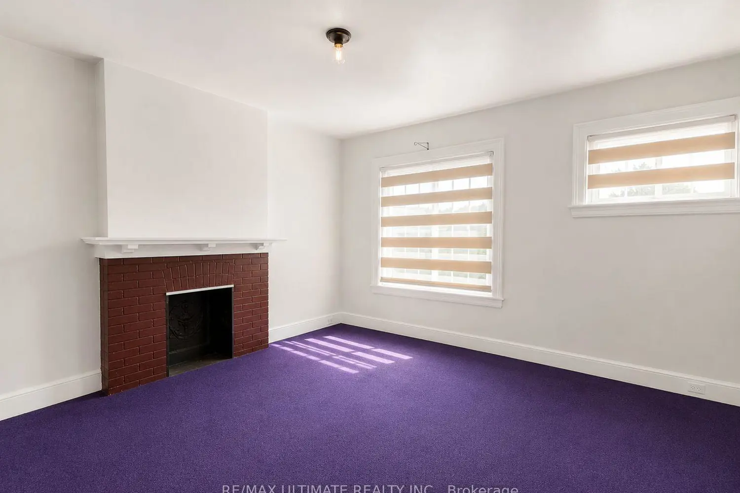 678 Euclid Avenue photo 3