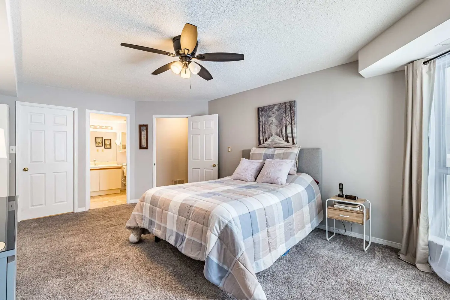 3267 King Street 105 photo 4