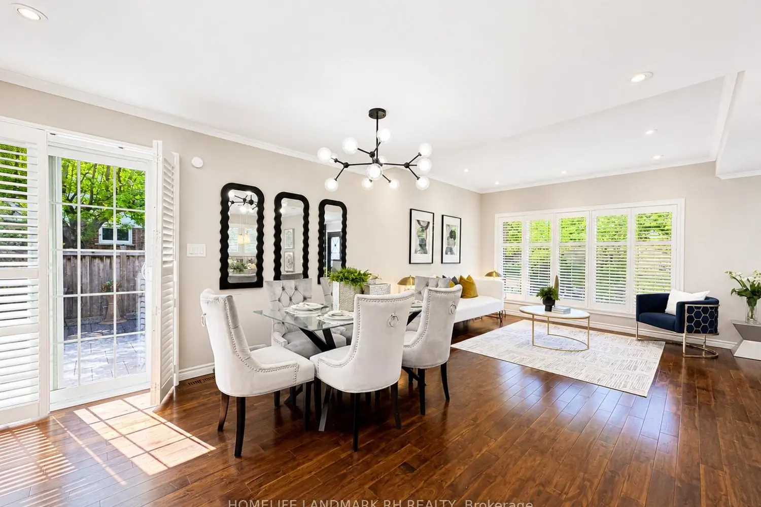 35 Royal Orchard Boulevard photo 4