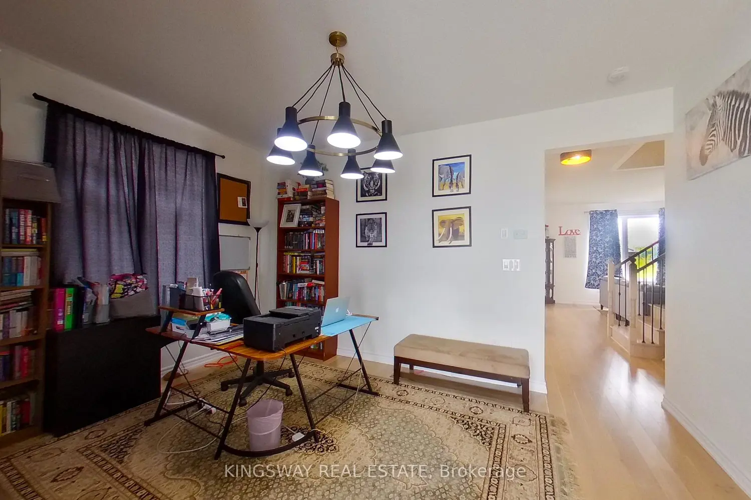 148 Union Boulevard photo 4
