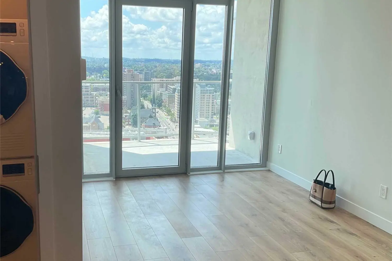 60 Frederick Street 2811 photo 4