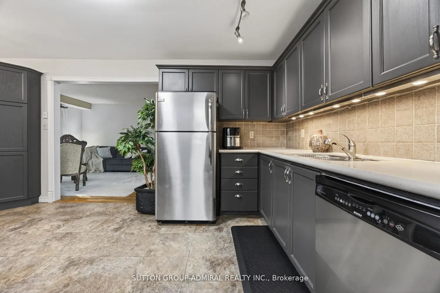 90 Rice Drive photo 2