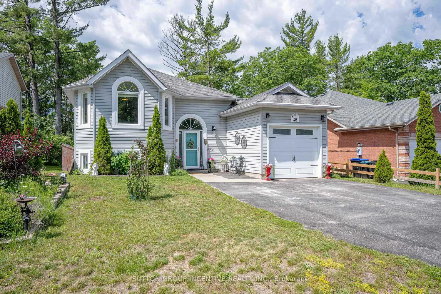 48 Wesley Avenue photo 3