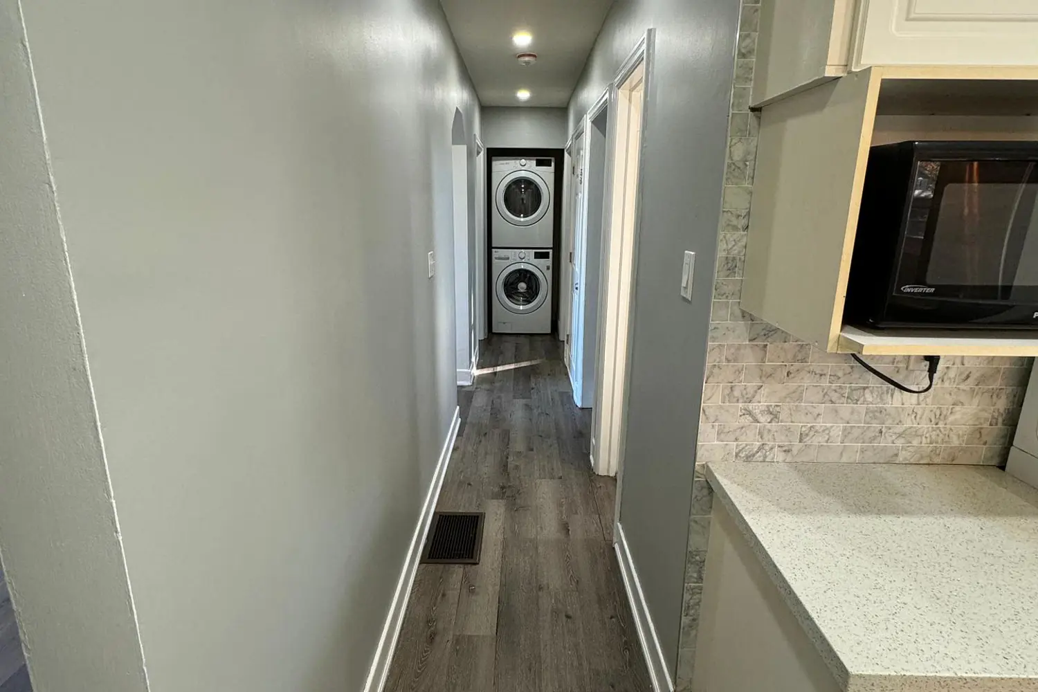 83 Park Avenue photo 3