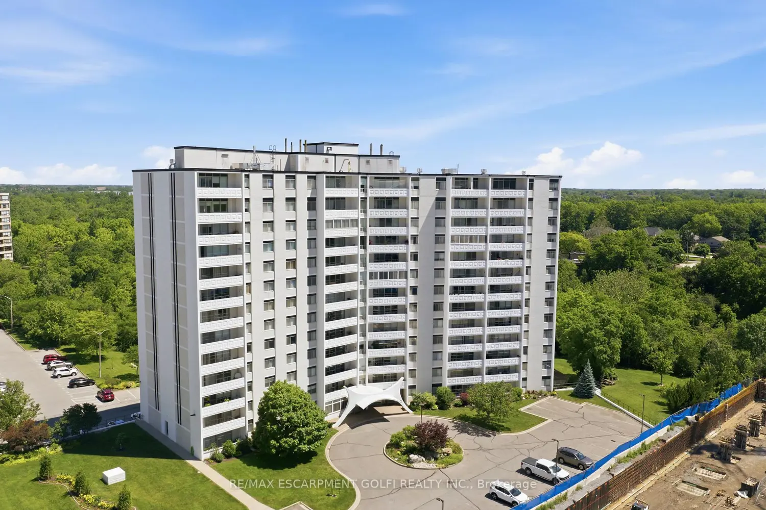 15 Towering Heights Boulevard 1005