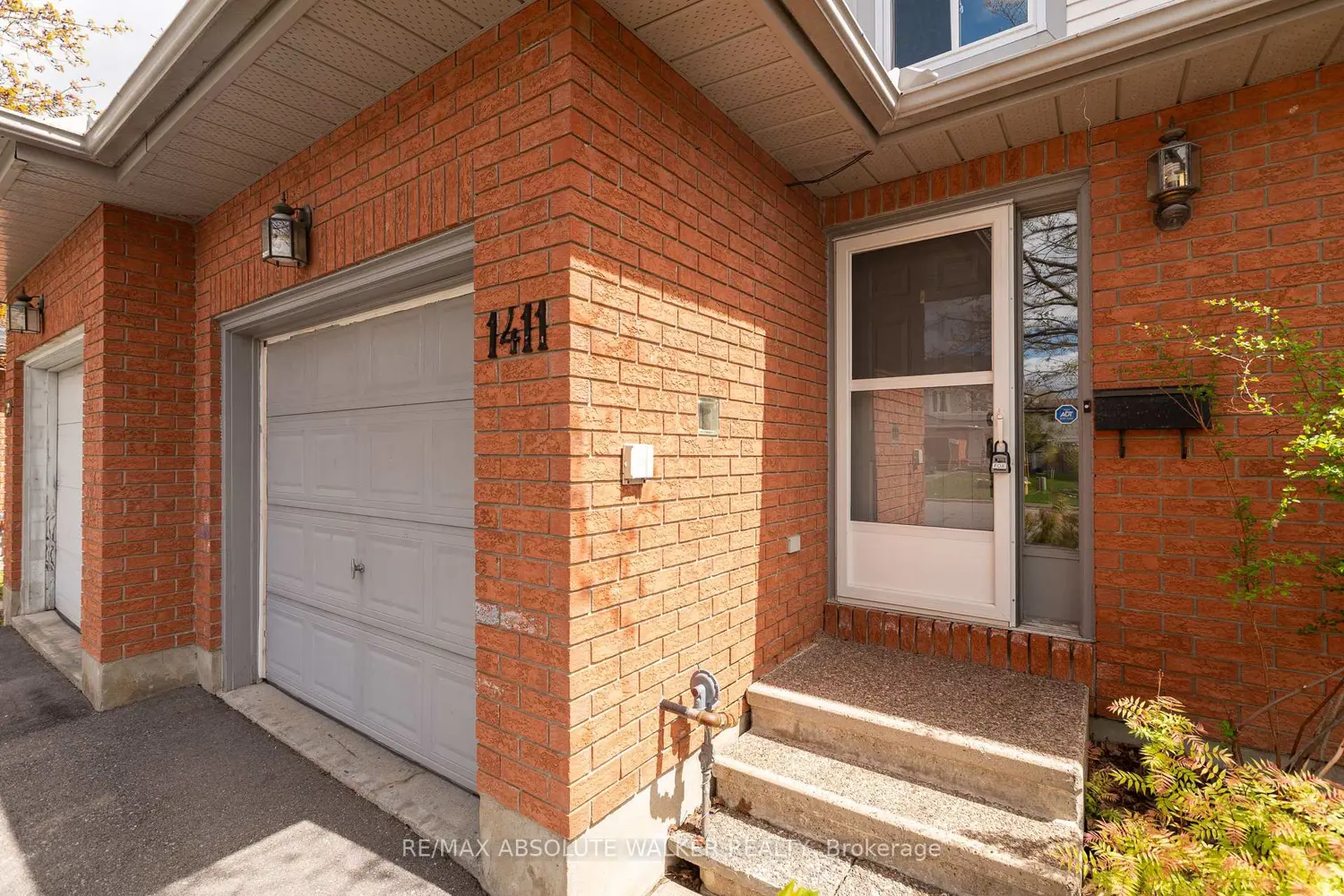 1411 Caravel Crescent