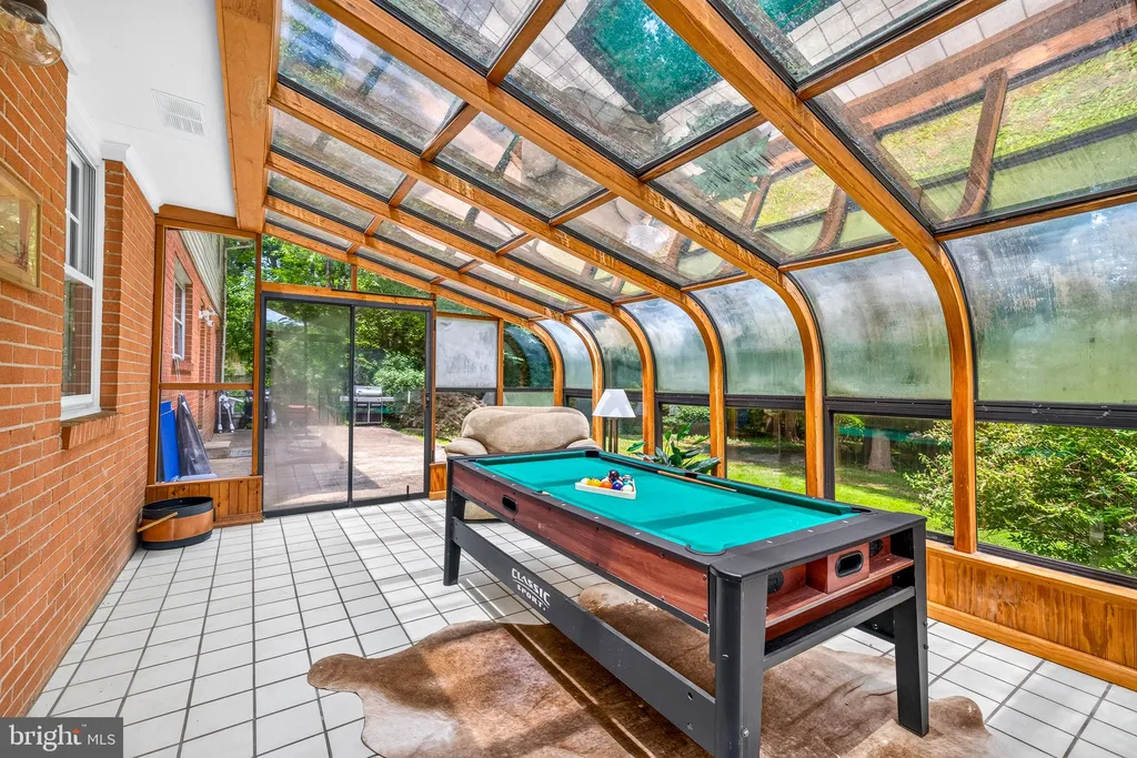 715 Ambleside Drive, Wilmington, DE 19808