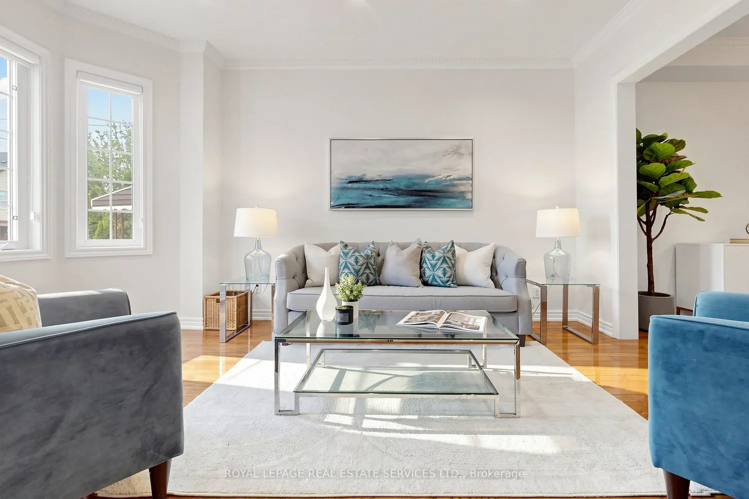 256 Earlscourt Avenue photo 2