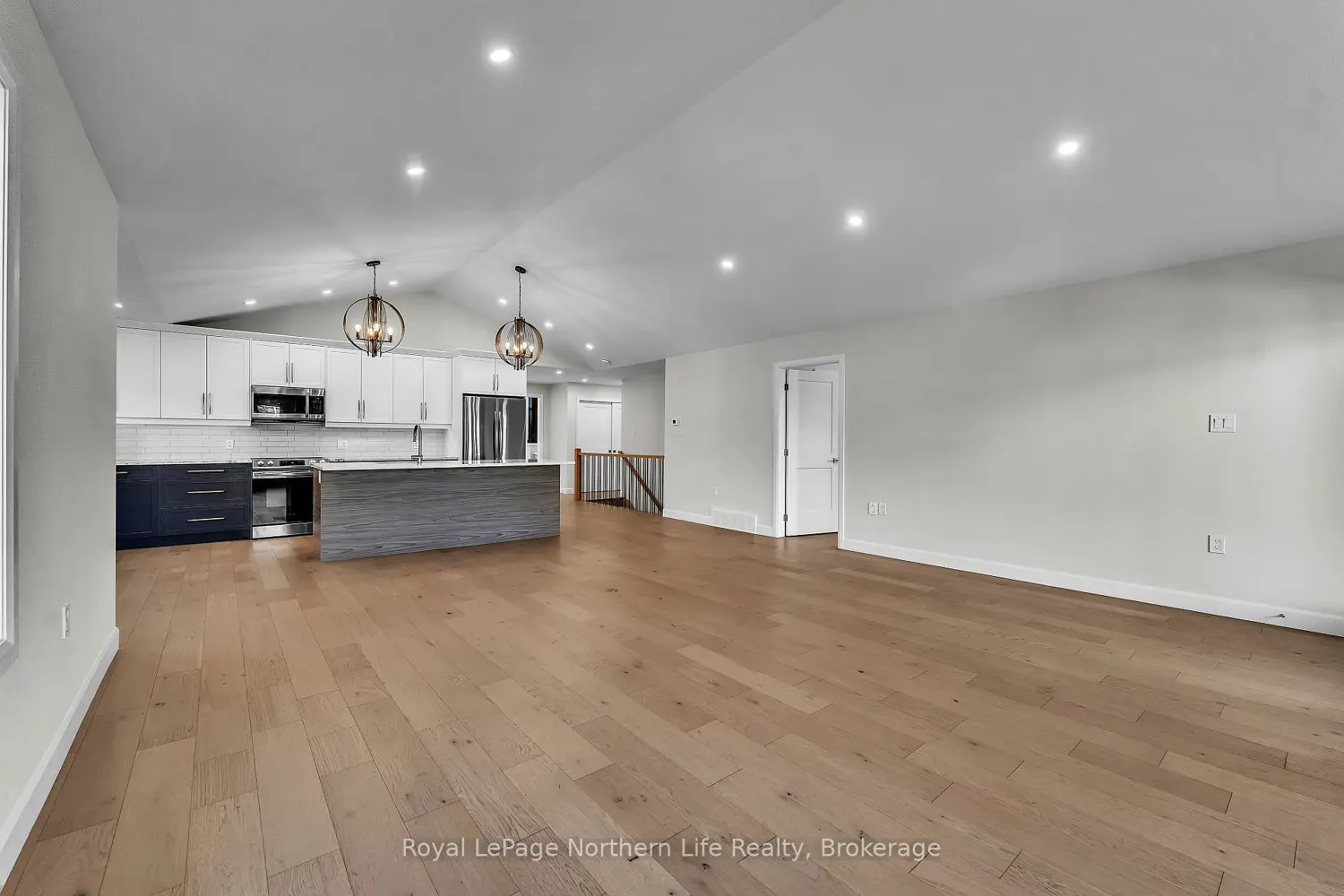 9 Silver Maple Lane photo 5