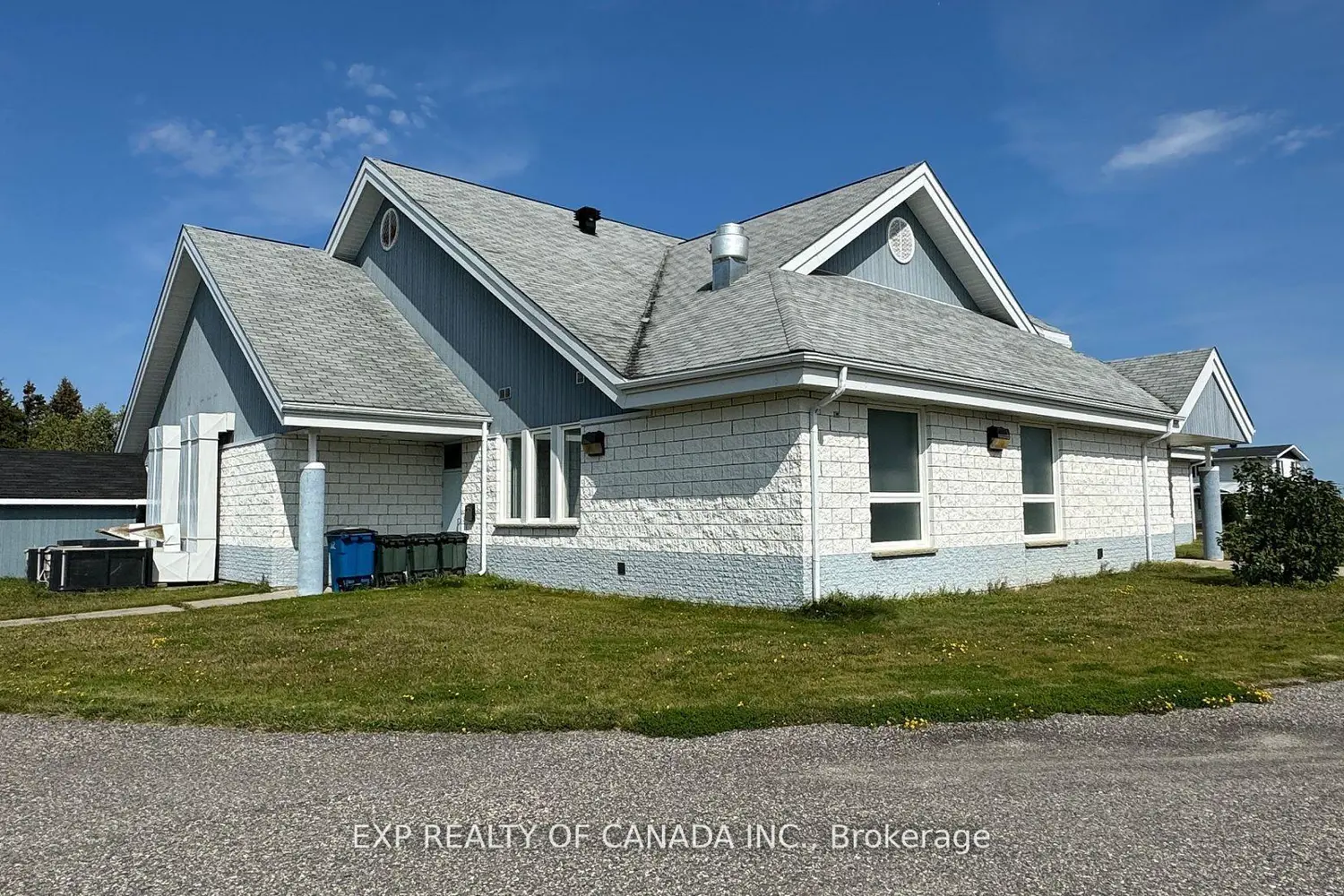 2323 Genier Road photo 3