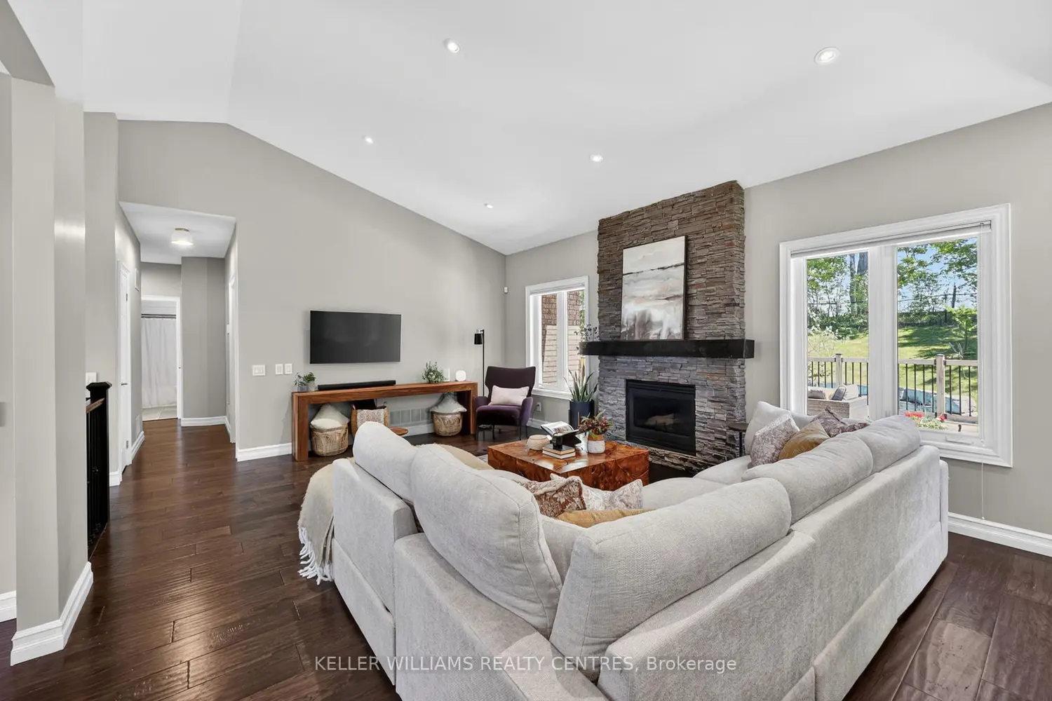 50 Glenhuron Drive photo 4
