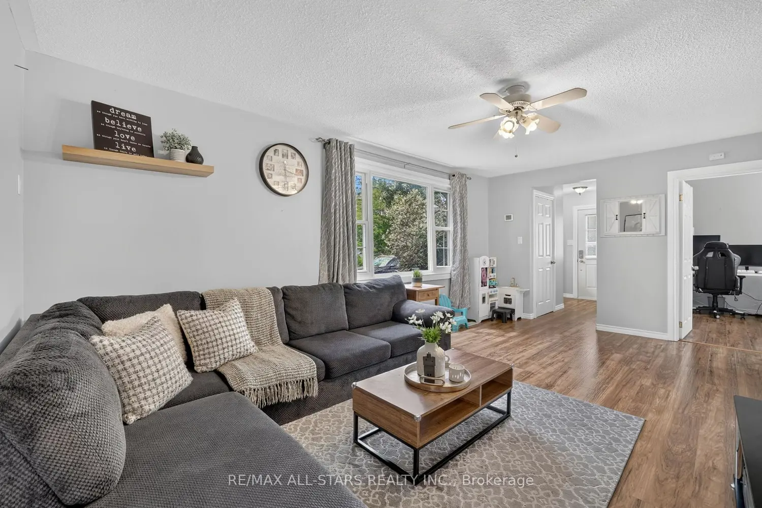 329 Lakeview Boulevard photo 3