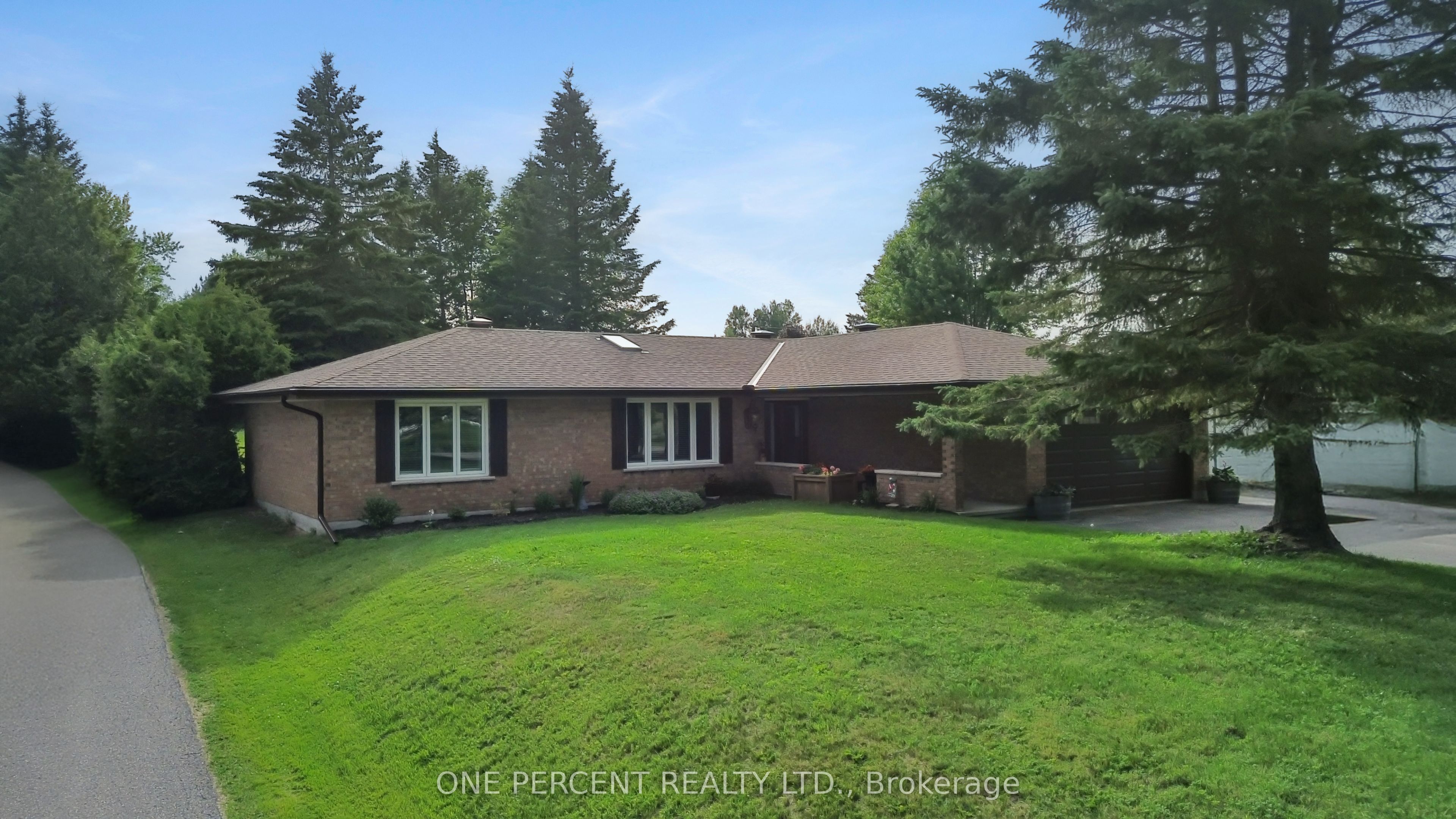 412 Manitoba Street, Bracebridge, ON, P0B 1C0
