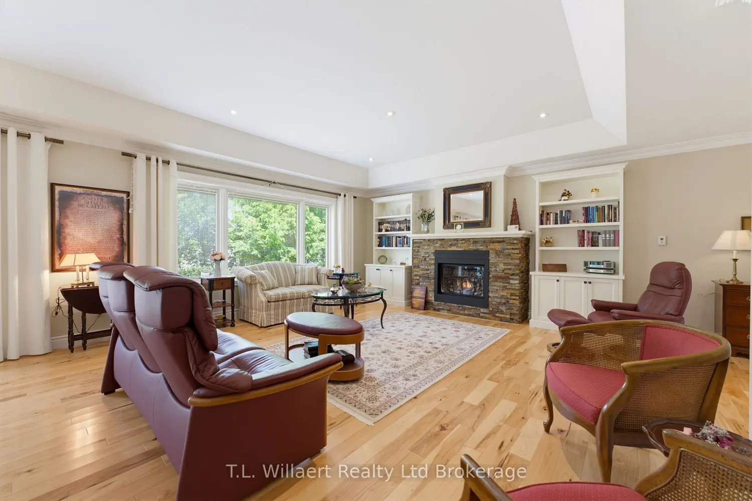 50 Wood Haven Drive photo 2