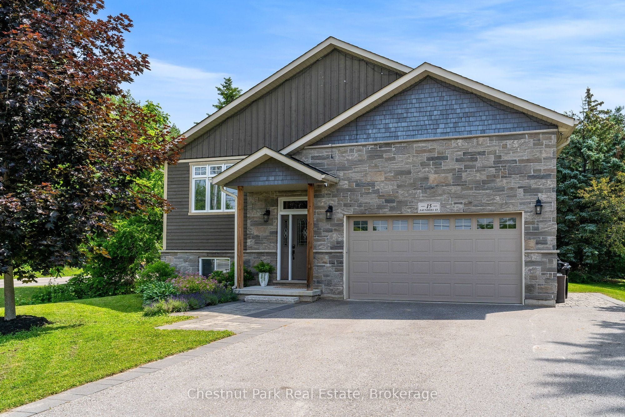 15 Saunders Street, Collingwood, ON, L9Y 0G2