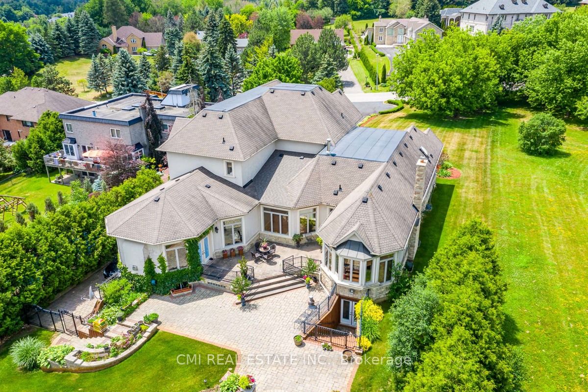 776 Woodland Acres Crescent, Vaughan, ON, L6A 1G2
