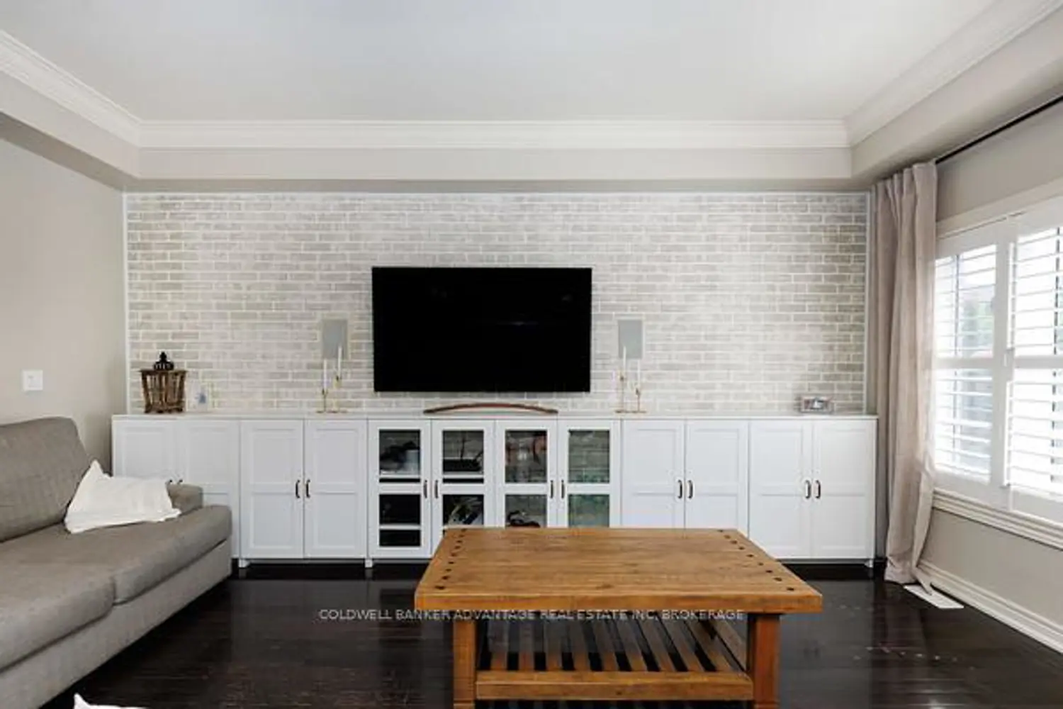 166 Wallace Avenue photo 4