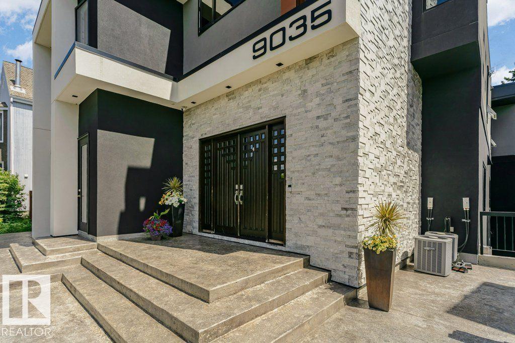 9035 Saskatchewan Drive NW, Edmonton, AB, T6G2B2 photo 2