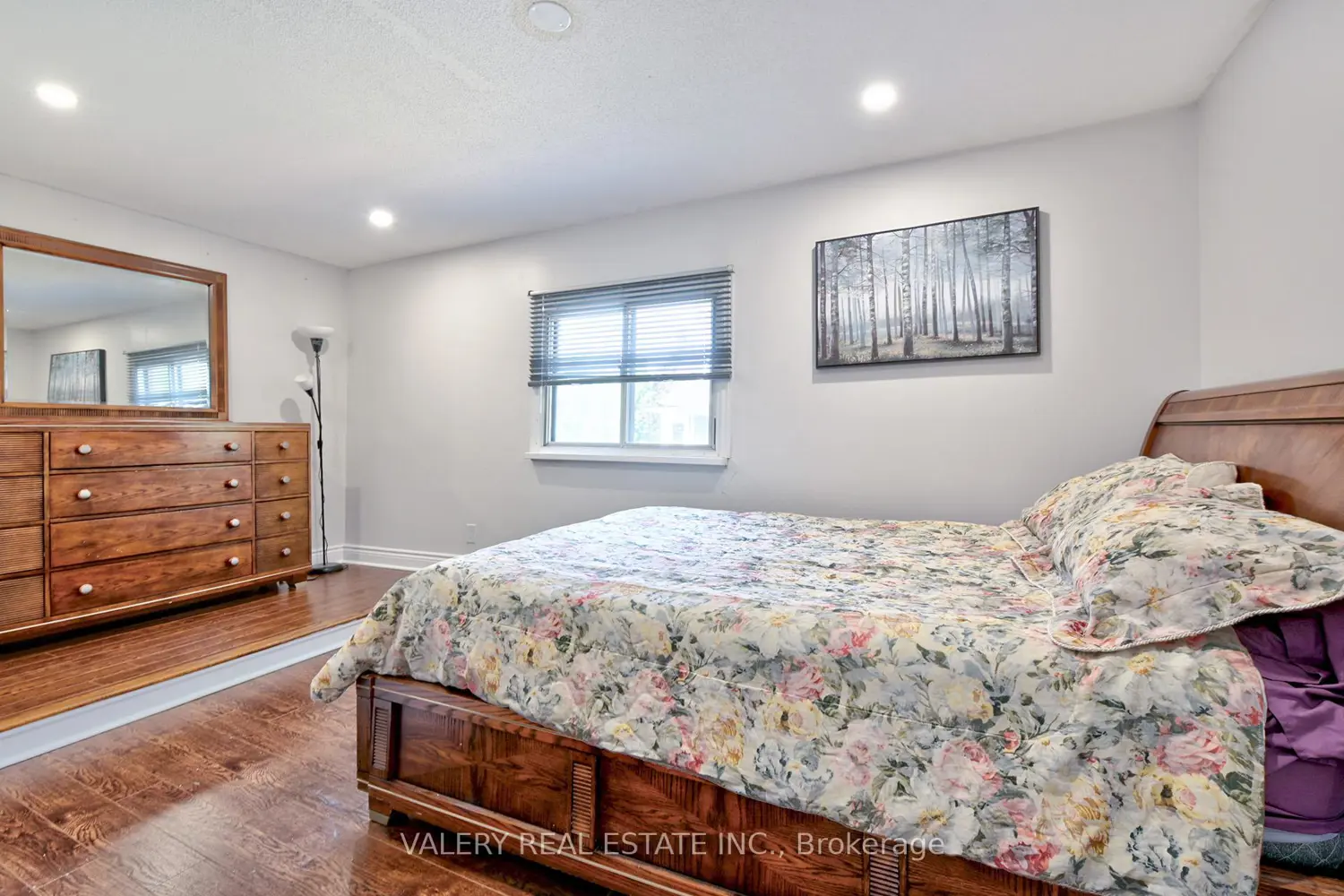 2314 Belyea Street photo 4