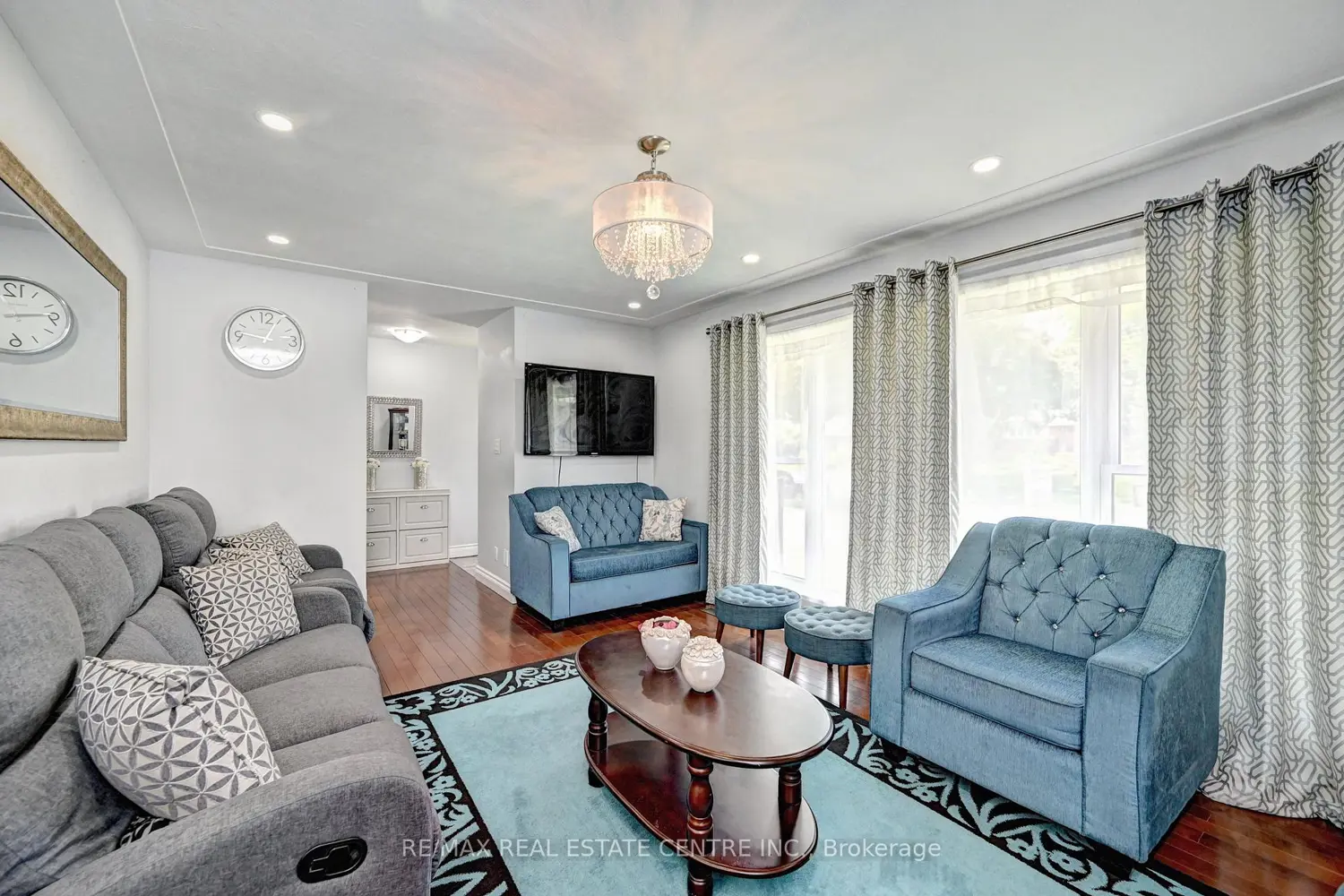 158 Plymouth Road photo 4